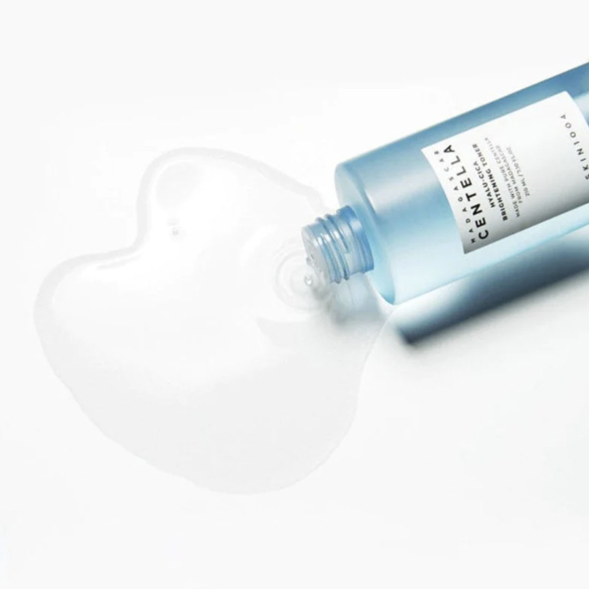 SKIN1004 Madagascar Centella HYALU-CICA Brightening Toner 210ml - Image 2